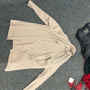 Vince Women's Light Beige Cardigan Sweater